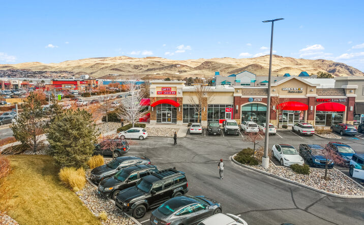 Pictures of Retail property located at 1565 E Lincoln Way, Sparks, NV 89434 for sales - image #1