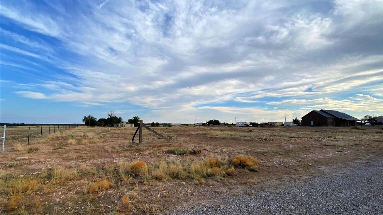 4596 Zuni Drive, Roswell, NM 88201