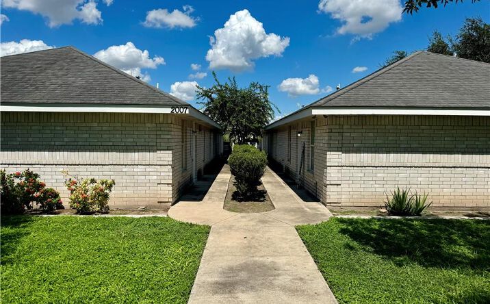Pictures of Multifamily property located at 2007 Angus Street, Mission, TX 78572 for sales - image #1