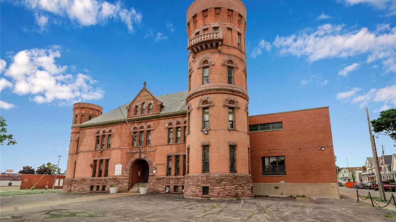 901 Main Street, Niagara Falls, NY 14301