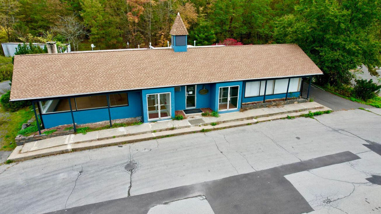 906 New York 28 , Kingston, NY 12401