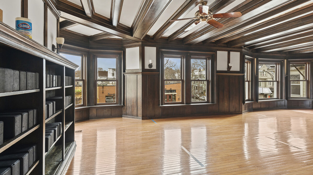 758 Elmwood Ave, Buffalo, NY 14222