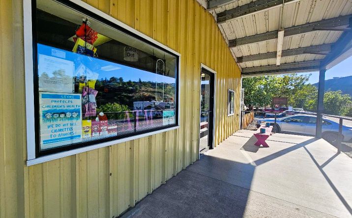 Pictures of Mixed Use property located at 501 US-197, Maupin, OR 97037 for sales - image #1