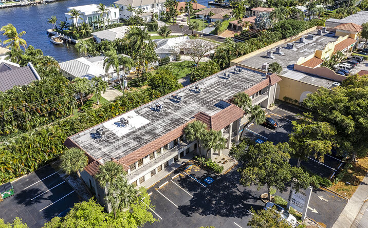 Pictures of Office property located at 801 SE 6th Ave, Delray Beach, FL 33483 for sales - image #1