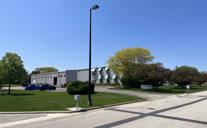 Pictures of Industrial property located at 8915 58th Pl, Kenosha, WI 53144 for sales - image #1