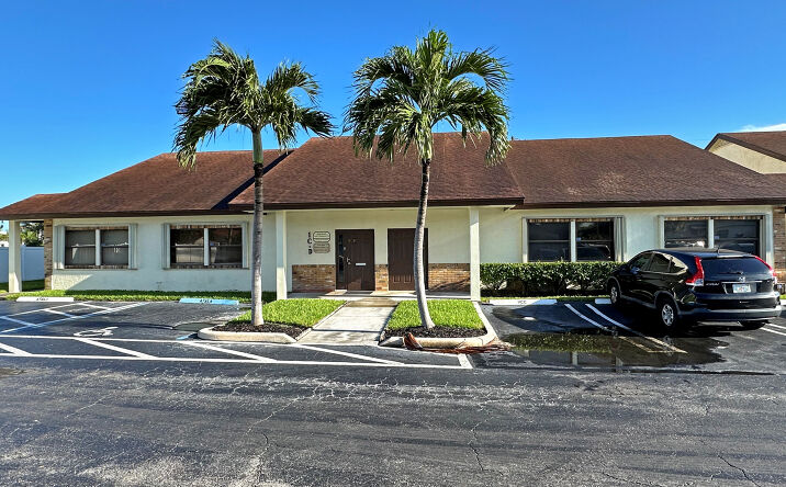 Pictures of Office property located at 2135 S Congress Ave, Palm Springs, FL 33461 for sales - image #1