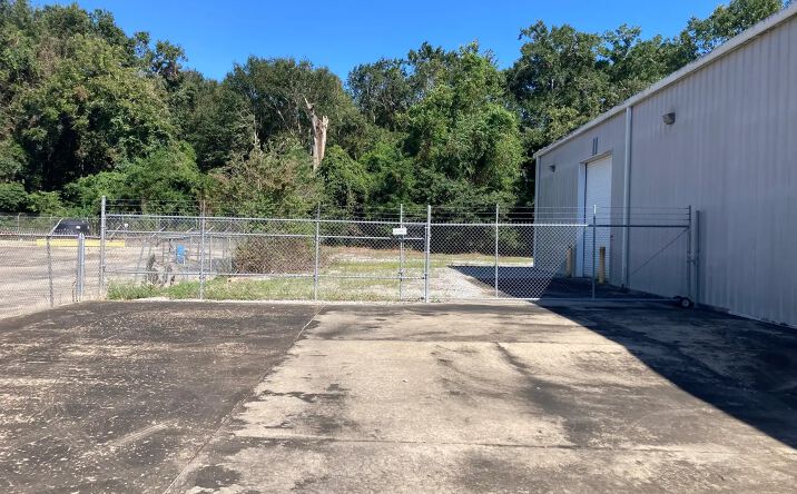 Pictures of Office, Industrial property located at 1015 N Cruse Ave, Broussard, LA 70518 for sales - image #1