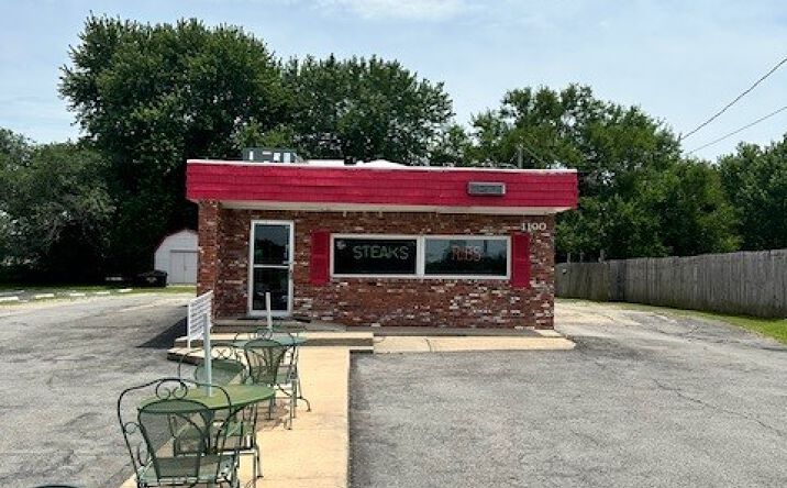 Pictures of Retail property located at 1100 N York St, Muskogee, OK 74403 for sales - image #1