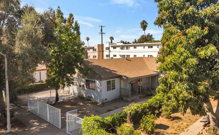 Pictures of Multifamily property located at 8845 Tilden Ave, Los Angeles, CA 91402 for sales - image #1