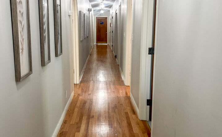 Pictures of Mixed Use property located at 1700 S 24th St, Lincoln, NE 68502 for sales - image #1