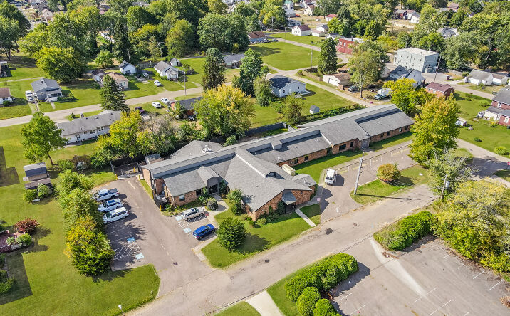 Pictures of Hospitality, Office, Retail, Senior Living, Special Purpose property located at 2330 Penn Pl NE, Canton, OH 44704 for sales - image #1