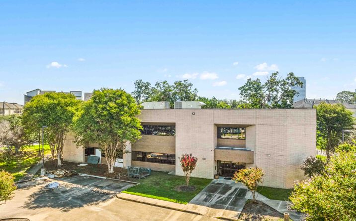 Pictures of Office property located at 4625 Lillian St, Houston, TX 77007 for sales - image #1