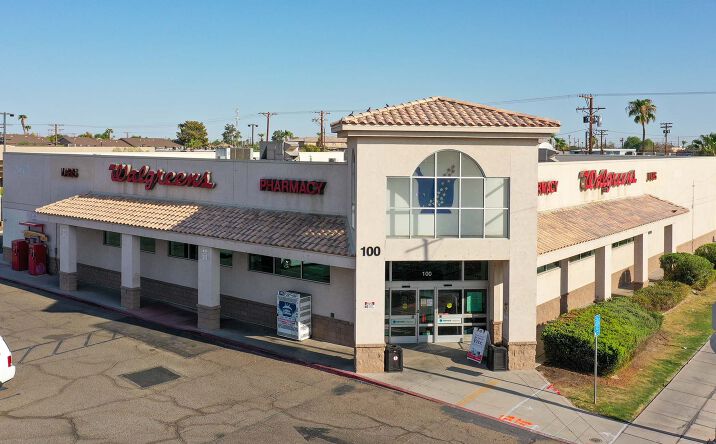 Pictures of Retail property located at 100 N Imperial Ave, El Centro, CA 92243 for comps - image #1