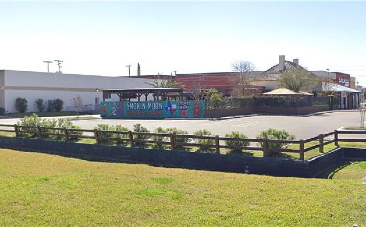 Pictures of Retail property located at 1617 W Polk Avenue W, Pharr, TX 78577 for sales - image #1