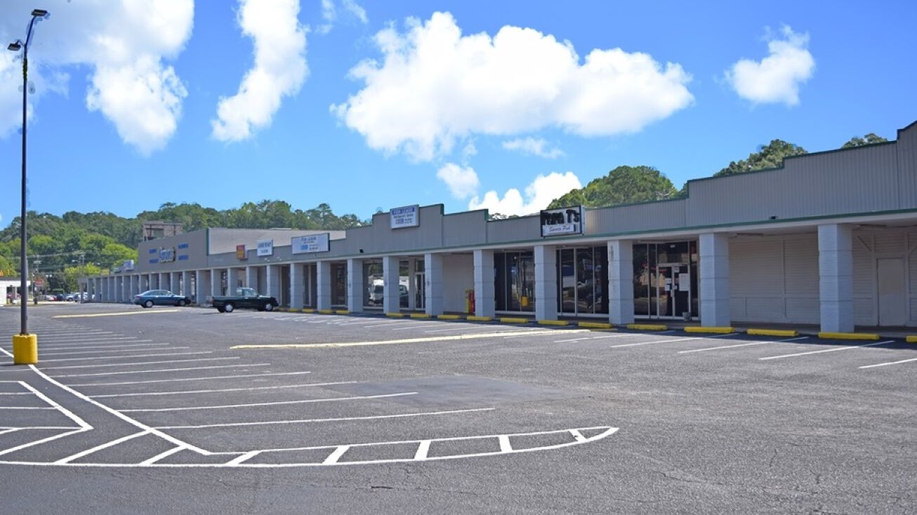 3416 Atlanta Hwy, Montgomery, AL 36109 - Retail Property for Sale - Forest Hills Shopping Center