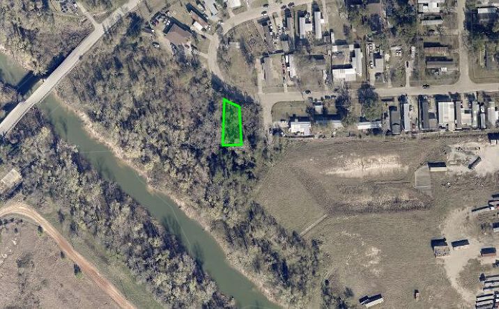 Pictures of Land property located at 11406 S Spicewood Ln, Houston, TX 77044 for sales - image #1
