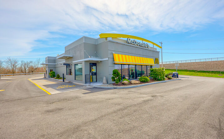 Pictures of Retail property located at 960 Schuylkill Mall Rd, Frackville, PA 17931 for comps - image #1