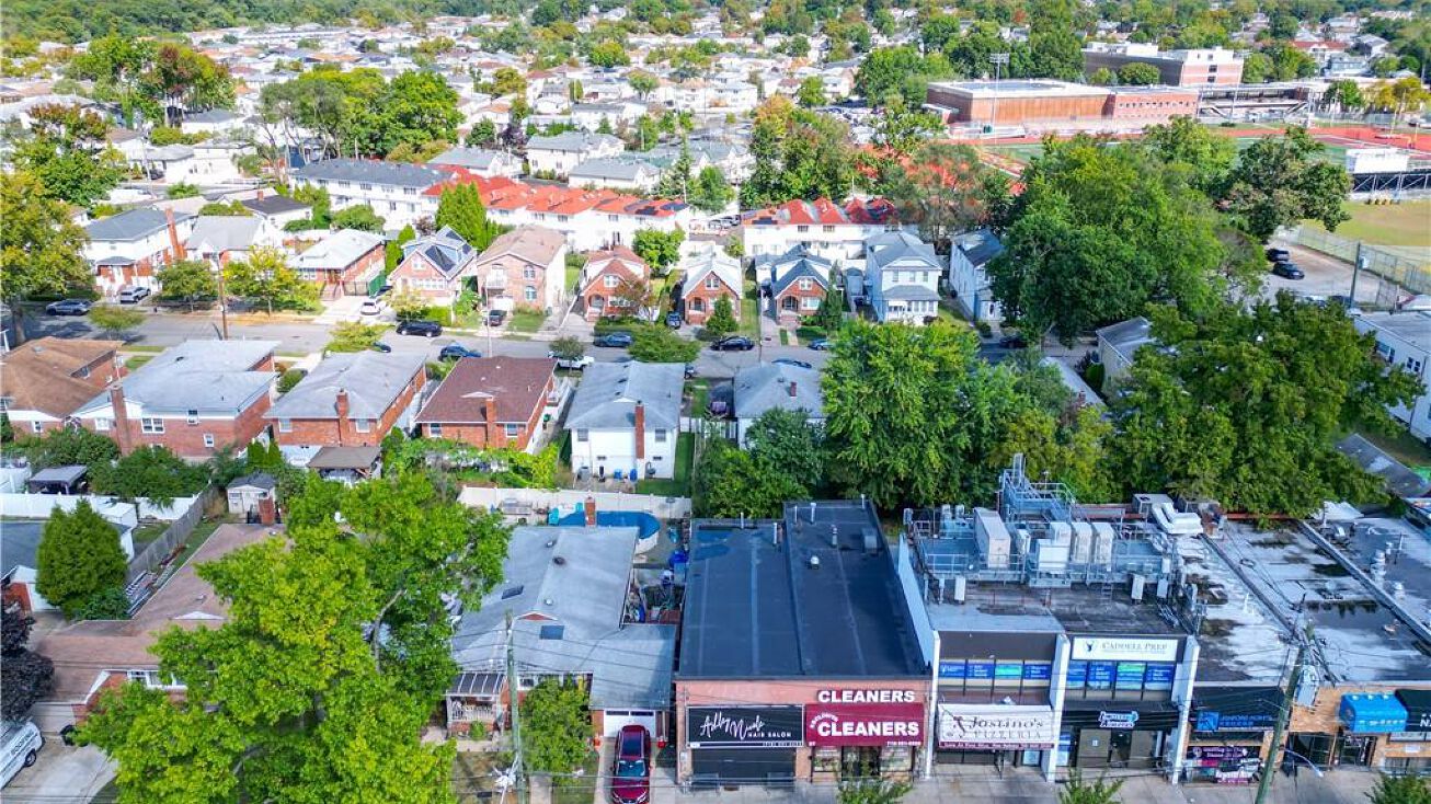 85 Guyon Avenue, Staten Island, NY 10306