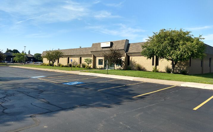 Pictures of Office property located at 211 White Spruce Blvd, Rochester, NY 14623 for sales - image #1