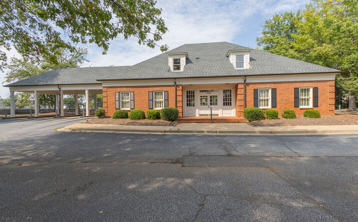 Pictures of Office property located at 3115 Martin Luther King Jr Blvd, Anderson, SC 29625 for sales - image #1