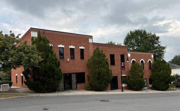 Pictures of Office property located at 117 Northwynd Cir, Lynchburg, VA 24502 for sales - image #1