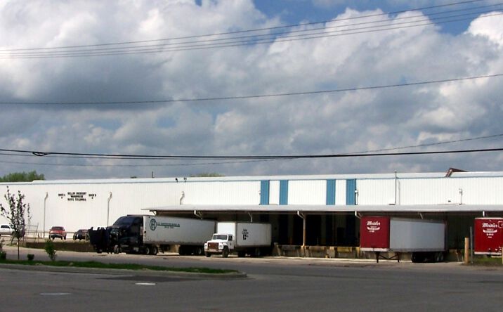 Pictures of Industrial property located at 820 E Columbia St, Evansville, IN 47711 for sales - image #1