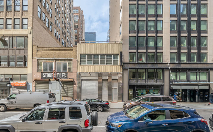 Pictures of Mixed Use, Office property located at 223 W 29th St, New York, NY 10001 for sales - image #1