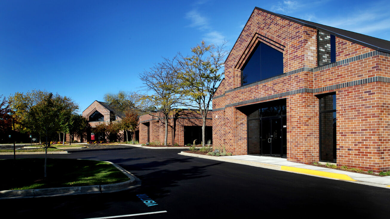 16650 W Bluemound Rd & 16620 W Bluemound, Brookfield, WI 53005