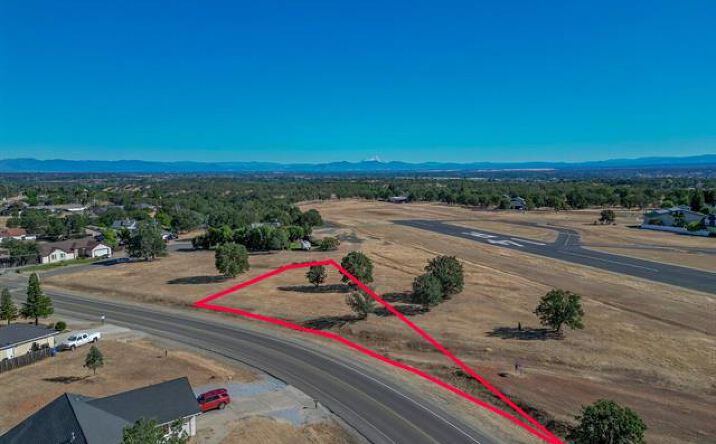 Pictures of Land property located at 19600 Lake California Drive, Cottonwood, CA 96022 for sales - image #1