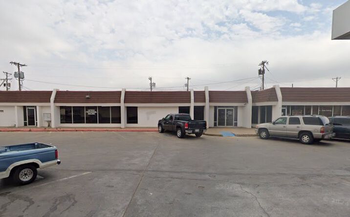 Pictures of Land, Office, Retail property located at 5009 University Ave, Lubbock, TX 79413 for sales - image #1