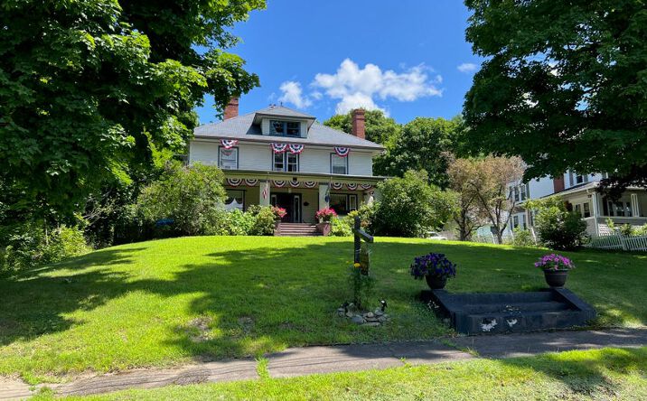 Pictures of Business for Sale, Hospitality property located at 20 High St, Dexter, ME 04930 for sales - image #1