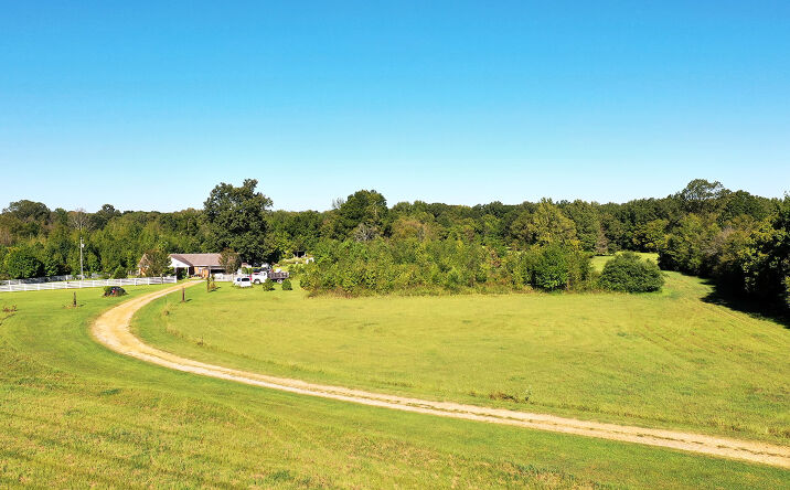 Pictures of Land property located at 846 Mays Rd, Coldwater, MS 38618 for sales - image #1