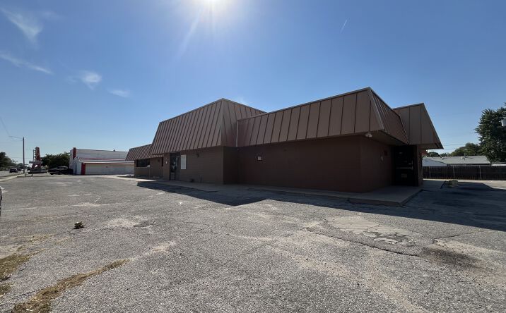 Pictures of Retail property located at 2131-2149 S Broadway, Wichita, KS 67211 for sales - image #1