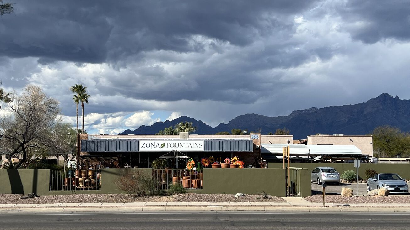 2515 East Fort Lowell Road, Tucson, AZ 85716