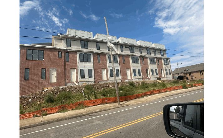 Pictures of Multifamily property located at 1017 12th Ave N, Nashville, TN 37208 for sales - image #1