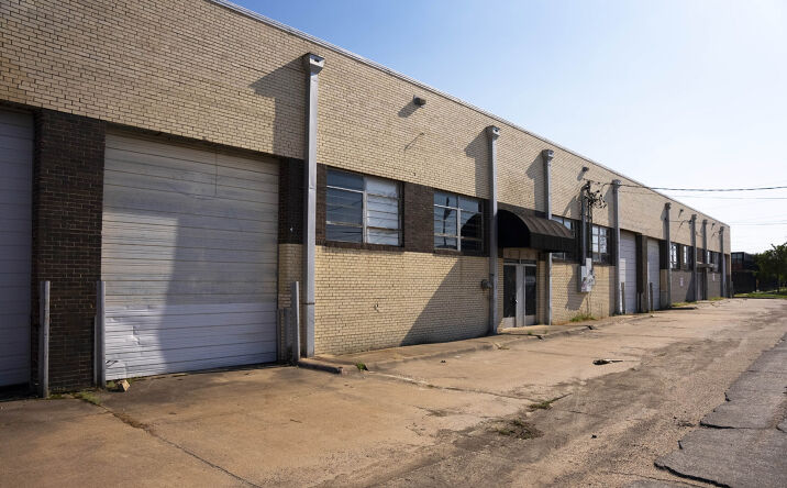 Pictures of Industrial property located at 170 Pittsburg St, Dallas, TX 75207 for sales - image #1