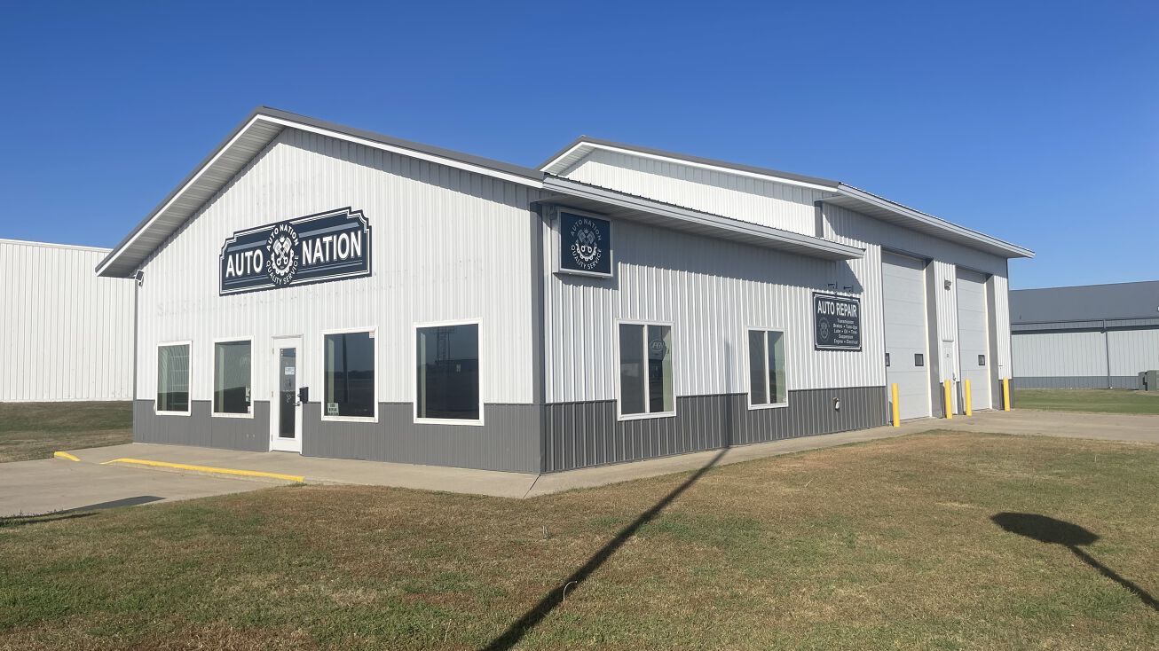 99 Airport Rd, Redwood Falls, MN 56283