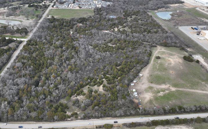 Pictures of Mixed Use, Land property located at 1400 Bolton Boone Dr, DeSoto, TX 75115 for sales - image #1