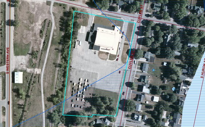 Pictures of Mixed Use property located at 610 S Cuyler St, Cheboygan, MI 49721 for sales - image #1