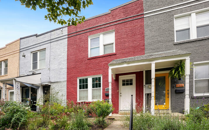 Pictures of Multifamily property located at 330 20th St NE, Washington, DC 20002 for sales - image #1