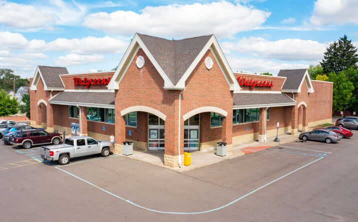 Pictures of Retail property located at 20030 Ecorse Rd, Taylor, MI 48180 for sales - image #1