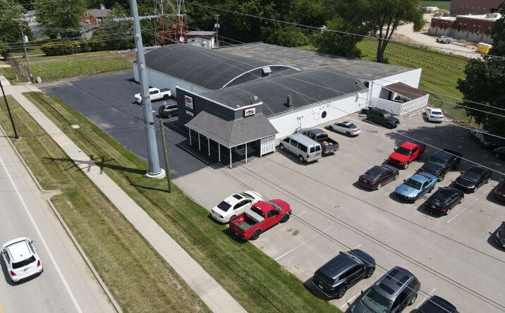 Pictures of Business for Sale, Retail, Special Purpose property located at 1901 Indianapolis Ave, Lebanon, IN 46052 for sales - image #1