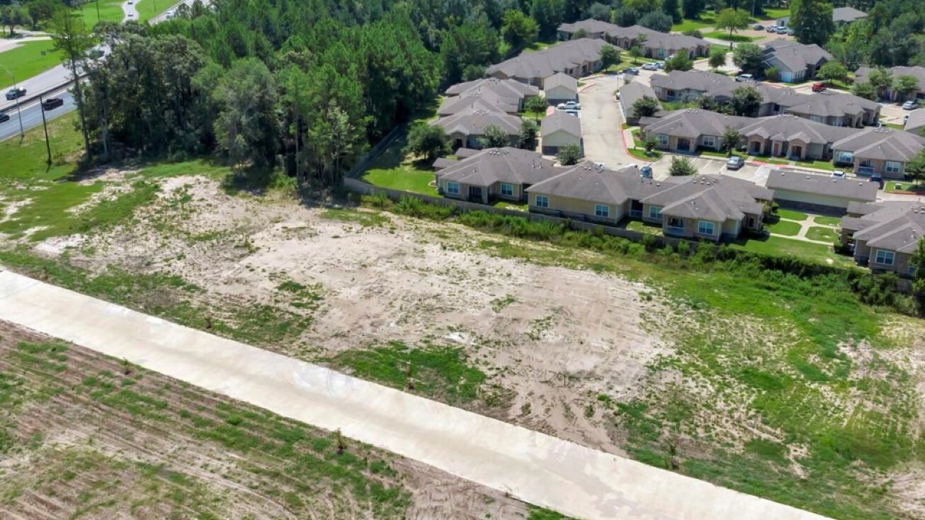 Pictures of Land property located at 2302 South John Redditt Drive, Lufkin, TX 75904 for sales - image #1