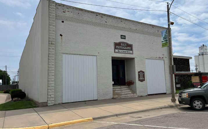 Pictures of Office property located at 316 W. Main, Anthony, KS 67003 for sales - image #1