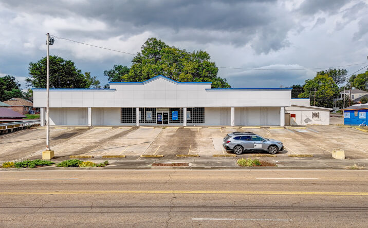 Pictures of Mixed Use, Retail property located at 1315 Clay St, Vicksburg, MS 39183 for sales - image #1