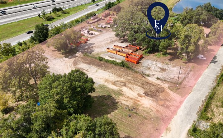 Pictures of Land property located at 366 Airport Blvd, Pensacola, FL 32503 for sales - image #1
