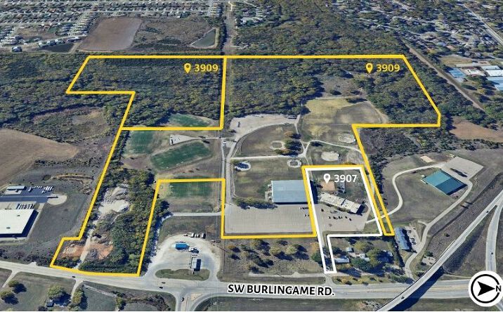 Pictures of Industrial, Land, Mixed Use property located at 3909 SW Burlingame Rd, Topeka, KS 66609 for sales - image #1
