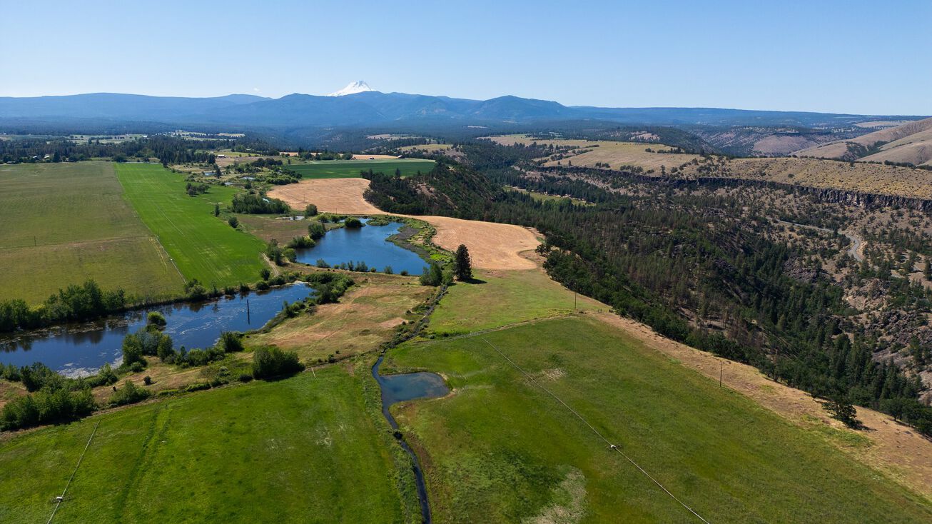 Wamic Market Rd, Tygh Valley, OR 97063