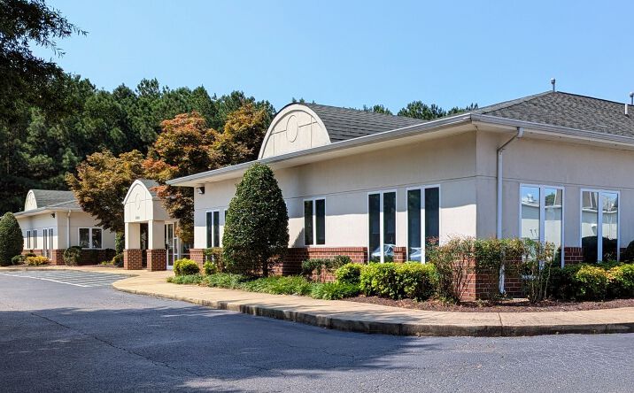 Pictures of Office property located at 5303 Plaza Dr, Hopewell, VA 23860 for sales - image #1