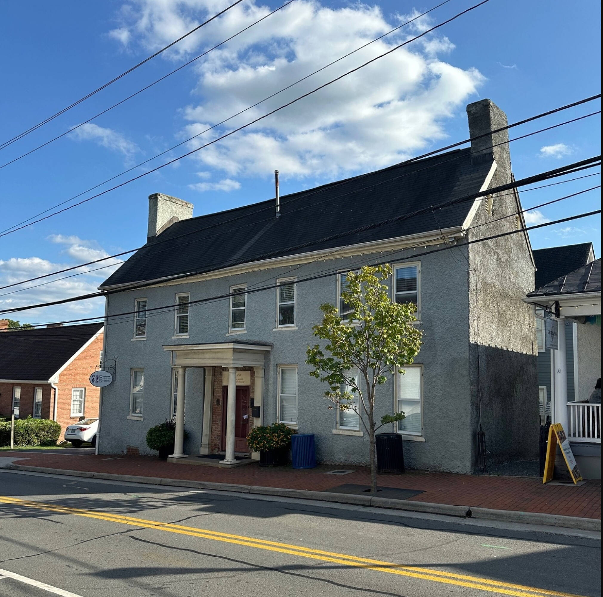 17 LOUDOUN ST SE Leesburg VA 20175-3012 APN: 231384929000 | Crexi.com